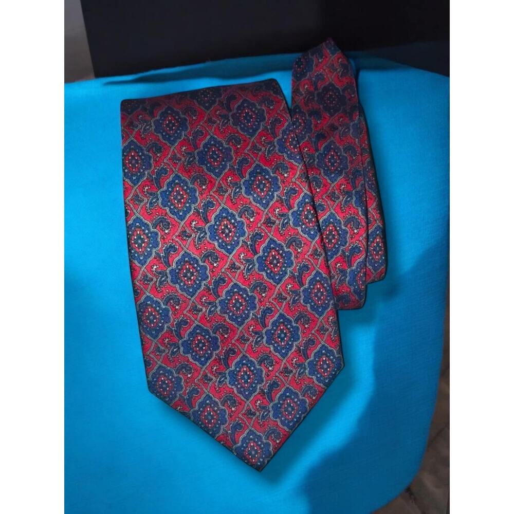 CHRISTIAN DIOR Vintage Burgundy Print Necktie 100% Silk